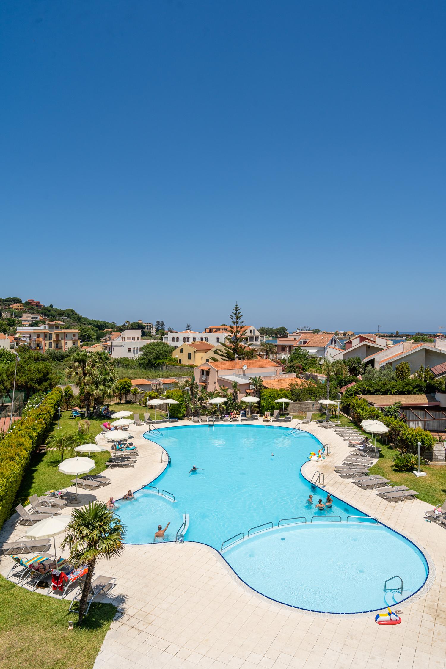 Capo Peloro Hotel Torre di Faro Esterno foto